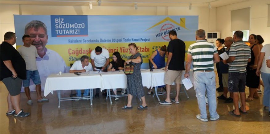Çeşme Belediyesi toplu konut projesine yoğun talep