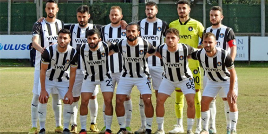 Çeşme Belediyespor, deplasmandan 1 puanla dönerken, liderliğini korudu