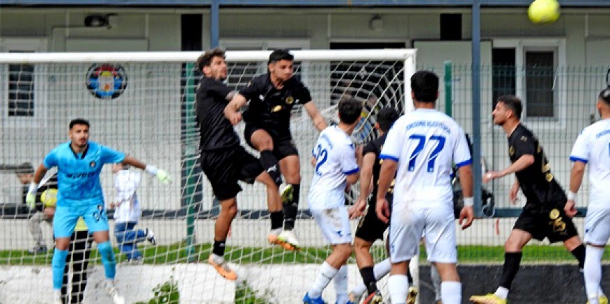 Çeşme Belediyespor yeniden lider