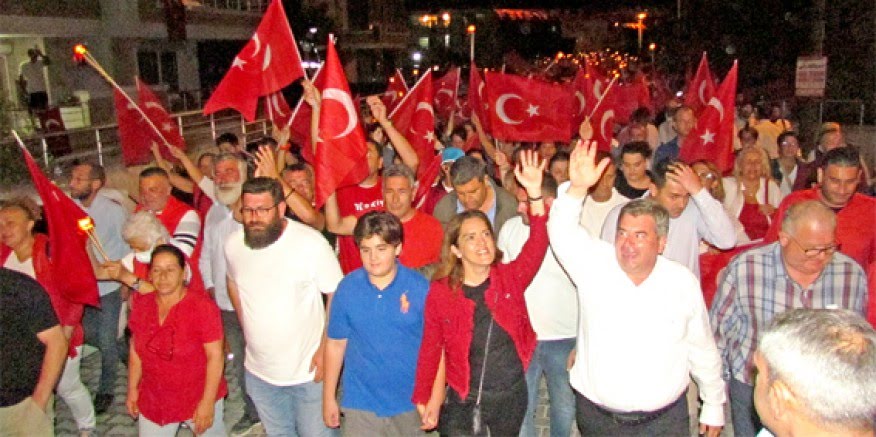 Çeşme’de 100. Yıla yakışır Cumhuriyet Korteji