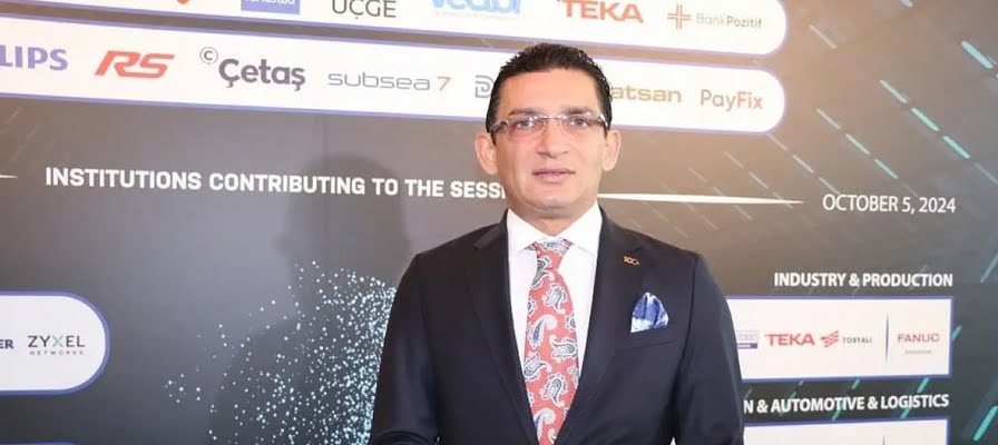 Çeşme'de 'Dijital CEO ve Liderler Zirvesi' düzenlendi