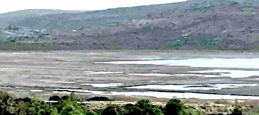 Çeşme'de Kutlu Aktaş Barajı'nda doluluk yüzde 10,91'e düştü