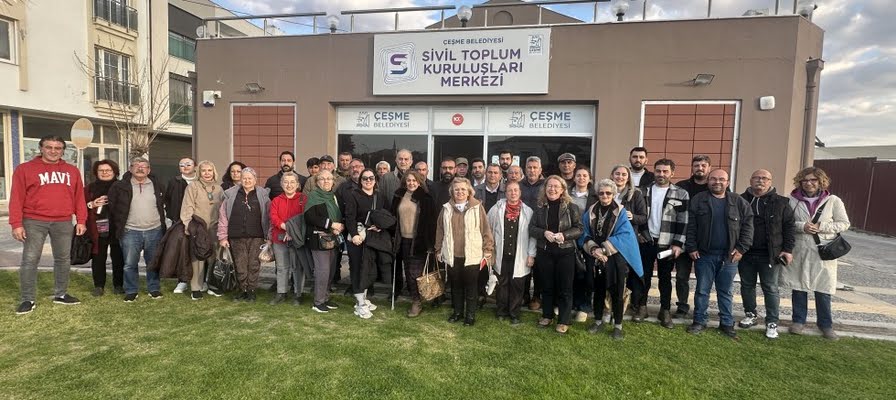 Çeşme’de Sivil Toplum Kuruluşları Demokrasi İçin Birleşti