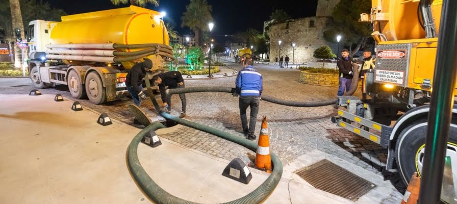 Çeşme’de turizm sezonu öncesi altyapı atağı
