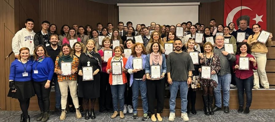Çeşme'deki Lise, 5 ülkedeki lise ile işbirliği yaptı