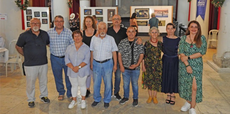 Çeşme Sanat Grubu'nun sergisinde Cavit Kürnek'in anısı yaşatıldı