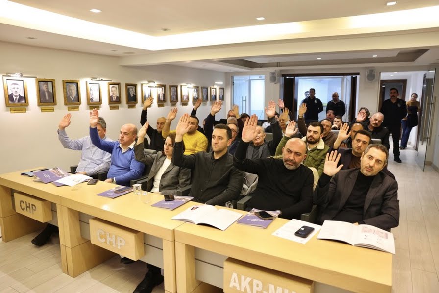 Çeşme Meclisi’nde tarihi oylama: Kiralık Sosyal Konut projesi oy birliğiyle kabul edildi