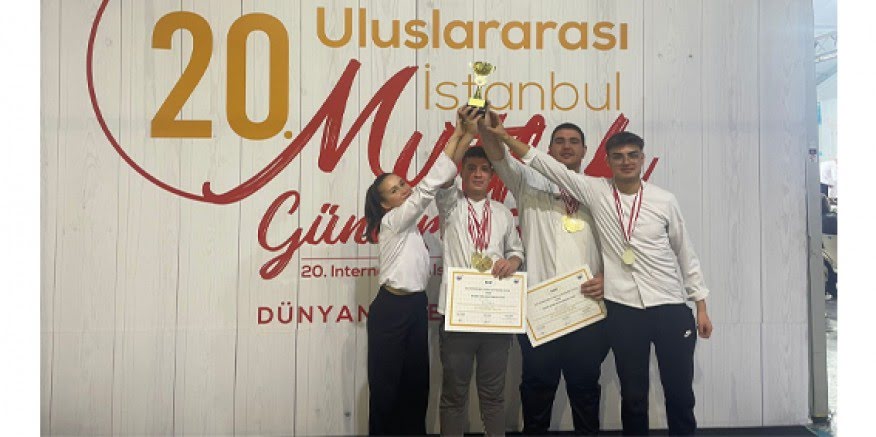 Çeşmeli öğrencilerden büyük başarı