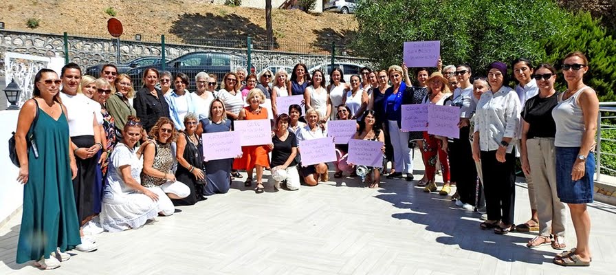 CHP Çeşme İlçe Örgütü Genişletilmiş Kadın Kolları toplantısı yapıldı
