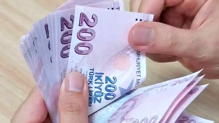 TAKSİTLİ ALIŞVERİŞTE YENİ DÖNEM: TAKSİT SÜRELERİNİ TİCARET BAKANLIĞI BELİRLEYECEK