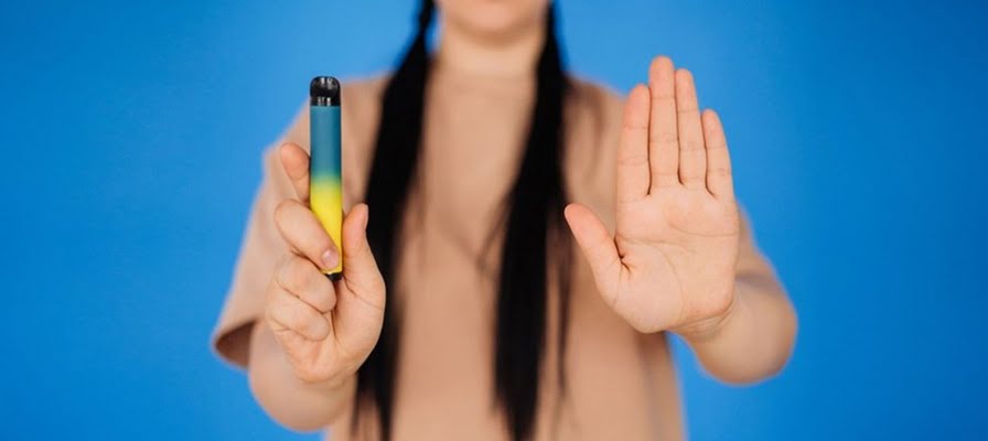 Elektronik sigaraların içerdiği maddelerin birçoğu kansorejen!