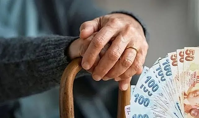 Emeklilere bayram ikramiyesi fark ödemeleri yarın başlıyor