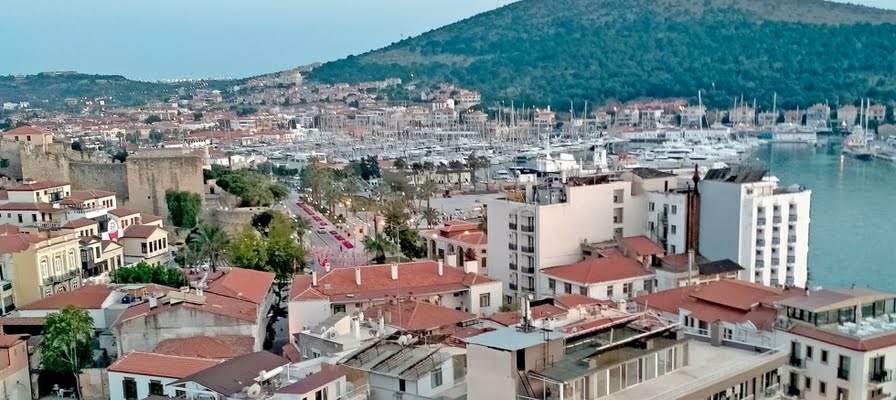 Emlak Konut, Çeşme'de 17 parsel satın aldı