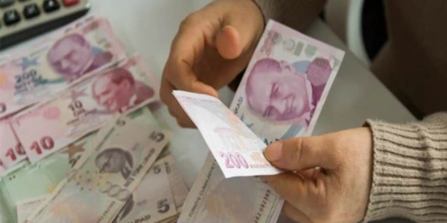 Emekliye ek zam farkı yükseltildi