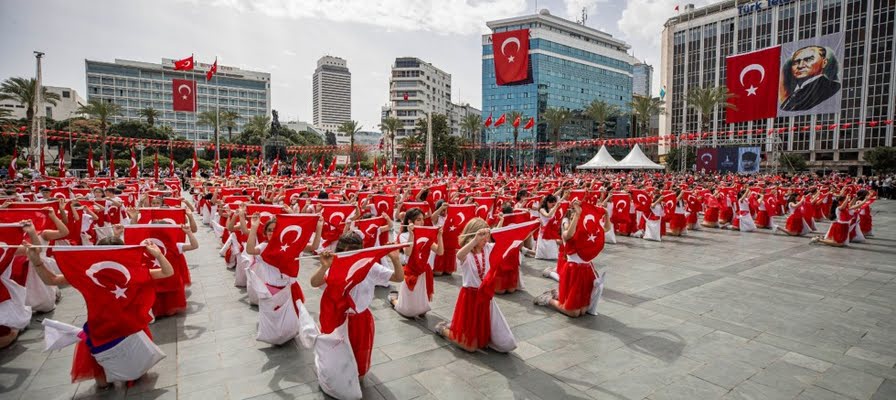 İzmir’de 23 Nisan coşkusu kentin dört bir yanını saracak