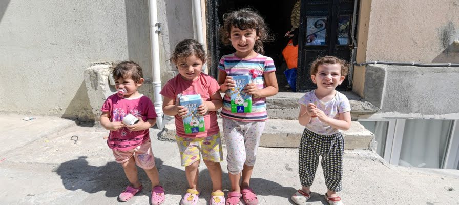 İzmir’in çocukları Süt Kuzusu ile büyüyor
