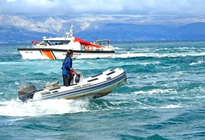 Çeşme’de Cumhuriyet coşkusu karadan denize taştı