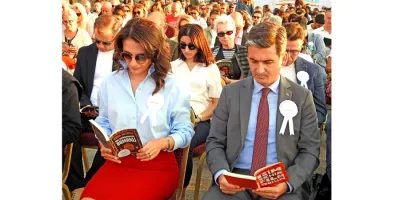 Çeşme’de “Hayatın Anlamı Kitap” projesinin 5. sezonu tarihi kalede başladı
