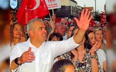 YENİ Parti Çeşme İlçe Başkanı Dolunay Onur’dan Çağatay Güç’e açık destek