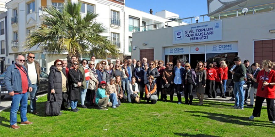 Lal Denizli'den Çeşme'nin doğal güzelliklerini koruma sözü