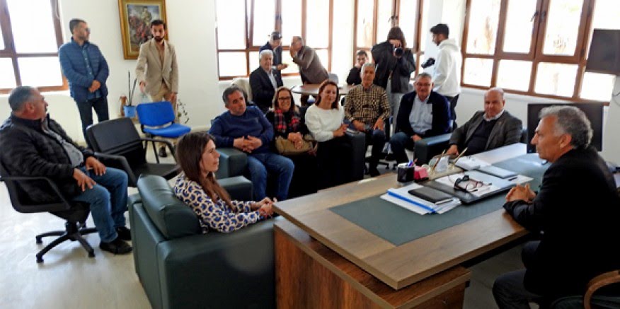 Lal Denizli, Halk Eğitim Merkezi'ni ziyaret etti