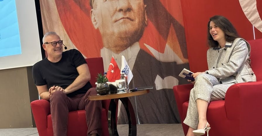 Levent Üzümcü Çeşme’de Sanat ve Hayat Üzerine Konuştu!