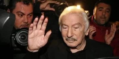 AYDINLIĞA  "PENCERE" AÇAN YAZAR; İLHAN SELÇUK