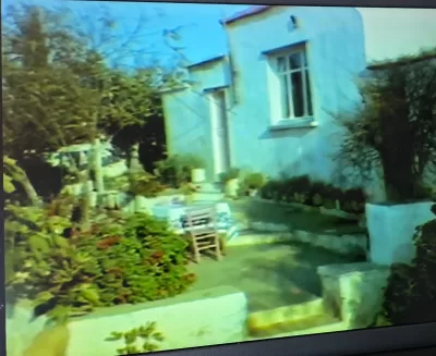 ESKİ ÇEŞME VE ÇEŞMELİLER, KÜSKÜN ÇİÇEK