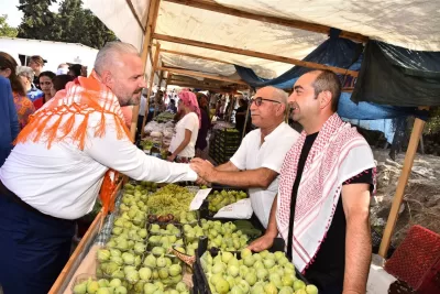 SAFSATALAR MİLLETİ ALDATMAK ve BİRBİRİNE DÜŞÜRMEKTİR