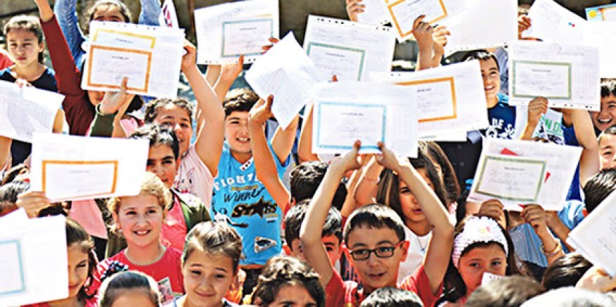 Öğrencilerin 3 aylık yaz tatili başlıyor
