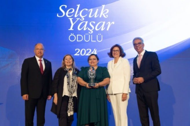 Selçuk Yaşar Ödülü  Tülin Akın’ın