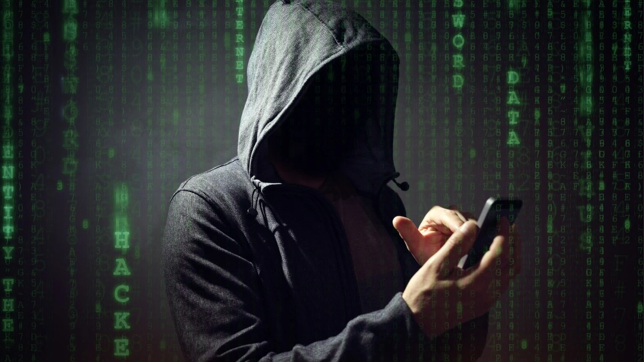 Bilinmeyen Numaradan Gelen Çağrılara Dikkat!     Dolandırıcılar Telefonunuzu Açıp   "Alo" Demenizi Bekliyor
