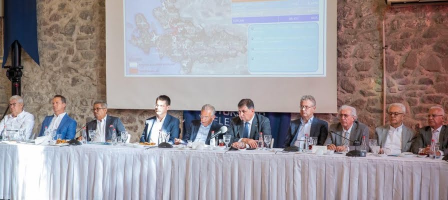 Tugay: Orta gelir grubuna hitap eden mütevazı konutlara ihtiyacımız var