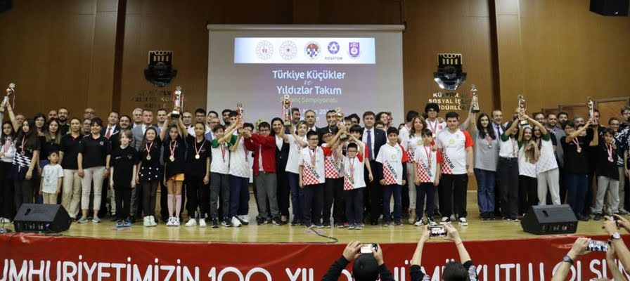 TÜRKİYE KÜÇÜKLER VE YILDIZLAR TAKIM SATRANÇ ŞAMPİYONASI SONA ERDİ