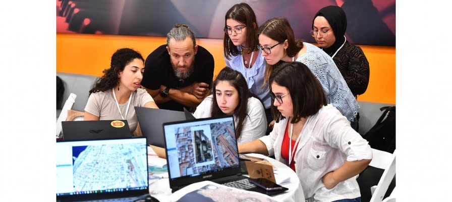 Yapay zekâ ile Alsancak’ı tasarladılar